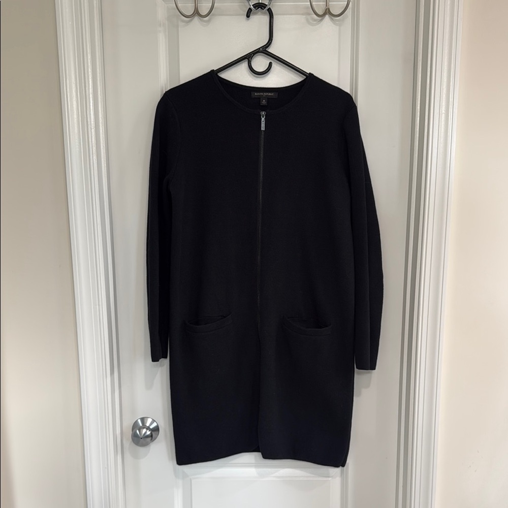 Banana Republic Thick Black Sweater